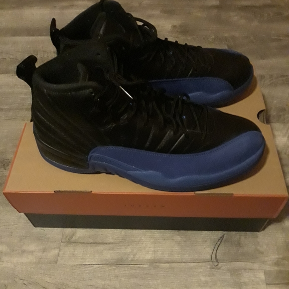 Jordan 12s main image 4